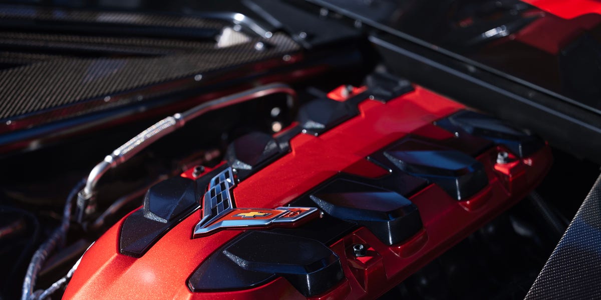The 2027 Chevrolet Corvette’s New 6.7-Liter V-8 Has an Oil Leak Issue, But GM Has a Fix