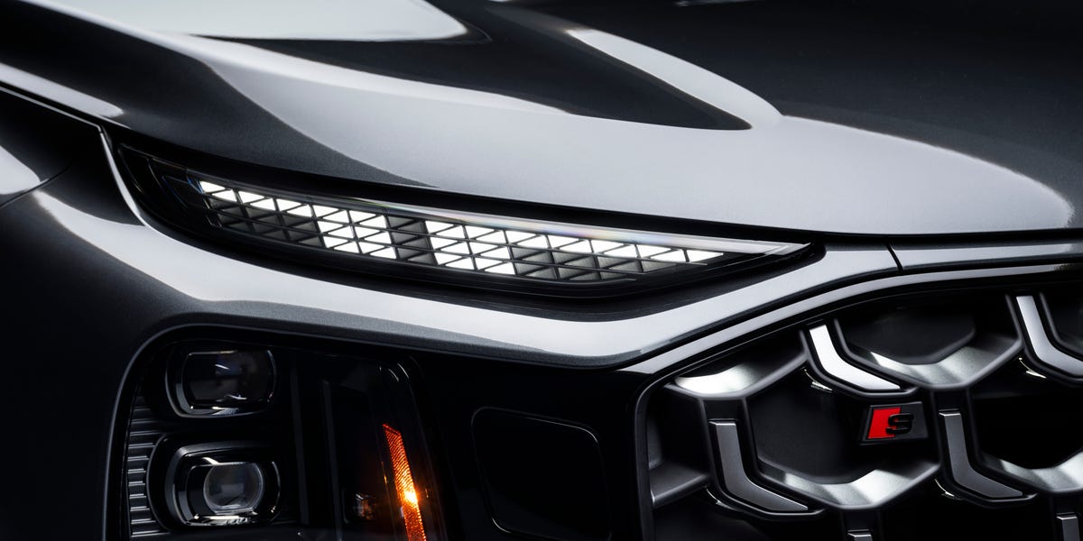 NHTSA Says It’s Finally Modernizing Headlight Standards